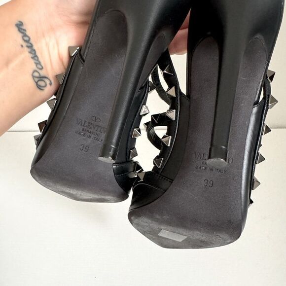 ⭕️ VALENTINO Sandals Heels Black Leather Rockstud Ankle Strap 39 - Picture 9 of 11